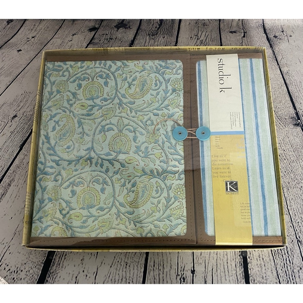 K & Company Scrapbook Photo Album 12x12 20 Top Loading Green Blue Floral